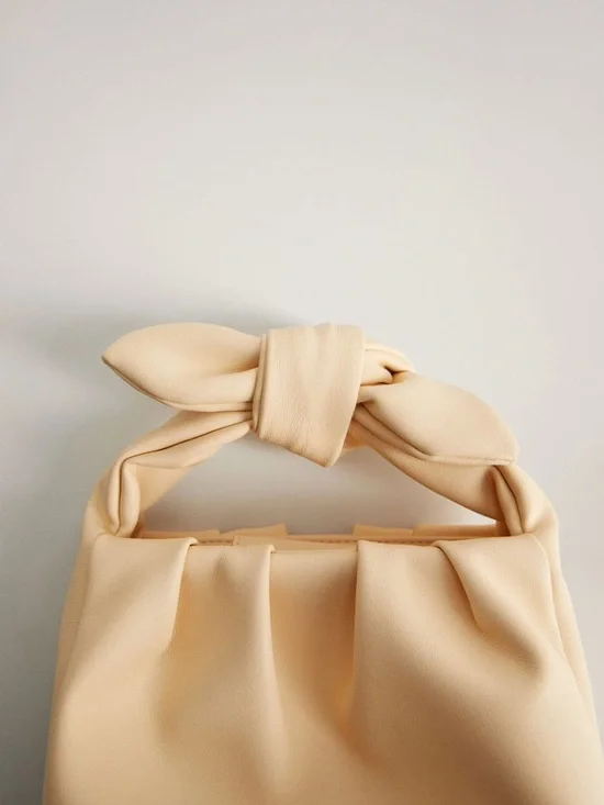 NWOT Mango ‘Small Knot Bag’ w/ Shoulder Strap in “Vanilla” Vegan Leather - Picture 5 of 16